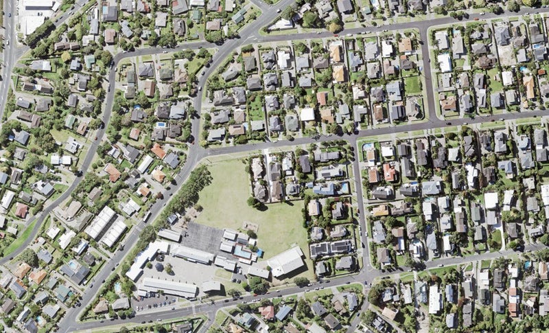 3 Hyde Road, Rothesay Bay, Auckland - Carousel 1