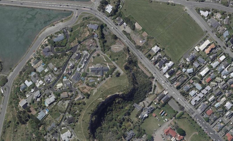 8D Balmoral Lane, Redcliffs, Christchurch - Carousel 1