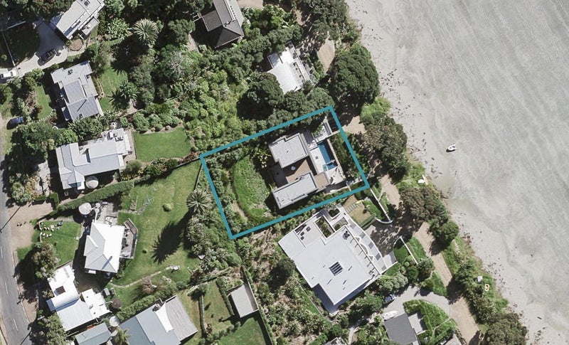46 Beach Parade, Oneroa, Waiheke Island - Carousel 1