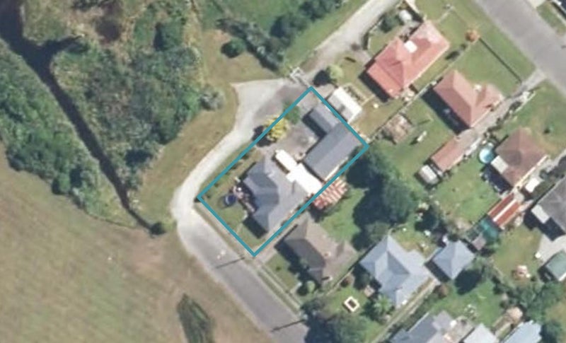 11 Nelson Quay, Cobden, Greymouth - Carousel 1