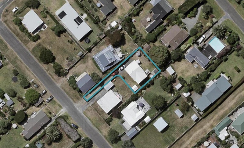 17A Hemara Street, Waikanae Beach, Waikanae - Carousel 1