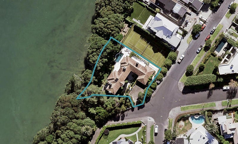 53 Marine Parade, Herne Bay, Auckland - Carousel 1
