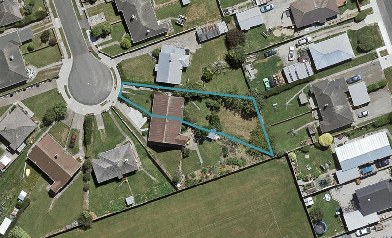 24 Lockerbie Street, Turnbull Thomson Park, Invercargill - Carousel 1