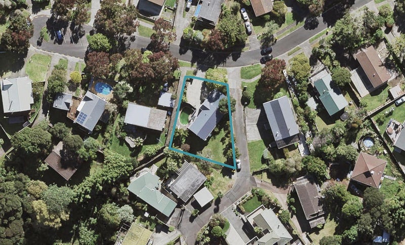 32 Houston Place, Bayview, Auckland - Carousel 1