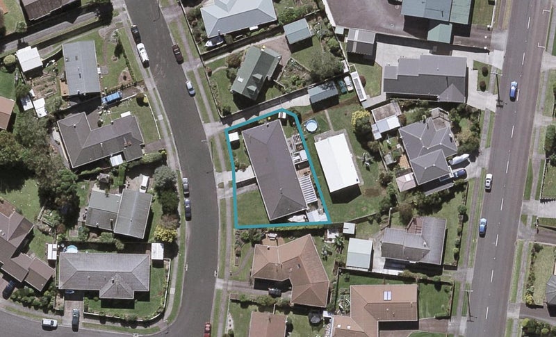 29 Tiverton Crescent, Whalers Gate, New Plymouth - Carousel 1