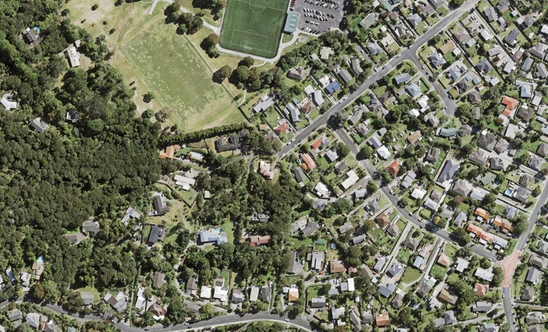 75 Hilling Street, Titirangi, Auckland - Carousel 1