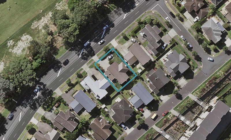 52 Ngahue Drive, Stonefields, Auckland - Carousel 1