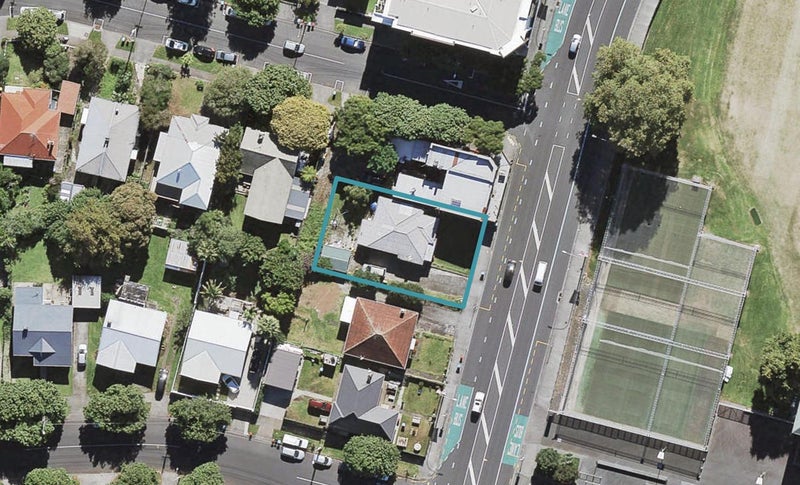 67 Sandringham Road, Mount Eden, Auckland - Carousel 1
