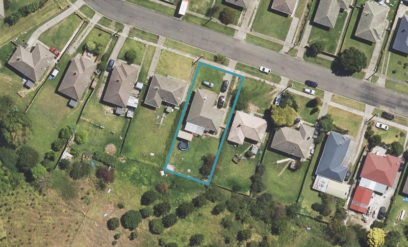 37 Cambridge Terrace, Kaiti, Gisborne - Carousel 1