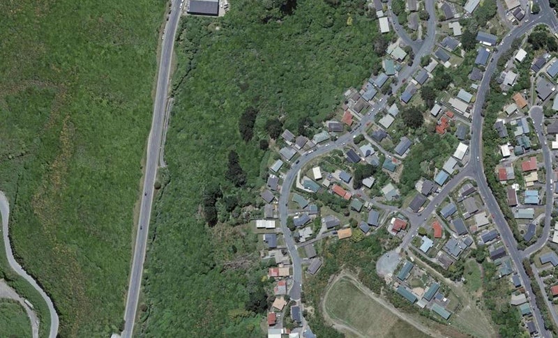 42 Montreal Grove, Kingston, Wellington - Carousel 1