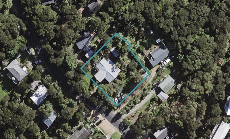 54 Bay Road, Ostend, Waiheke Island - Carousel 1