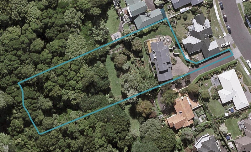 16A Kinross Drive, Merrilands, New Plymouth - Carousel 1