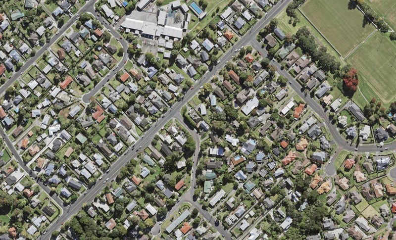 2/85 Archers Road, Hillcrest, Auckland - Carousel 1