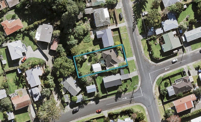 112 Lancaster Road, Beach Haven, Auckland - Carousel 1