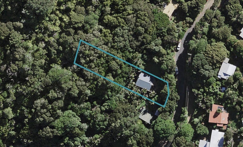 31 Glen Brook Road, Ōmiha, Waiheke Island - Carousel 1