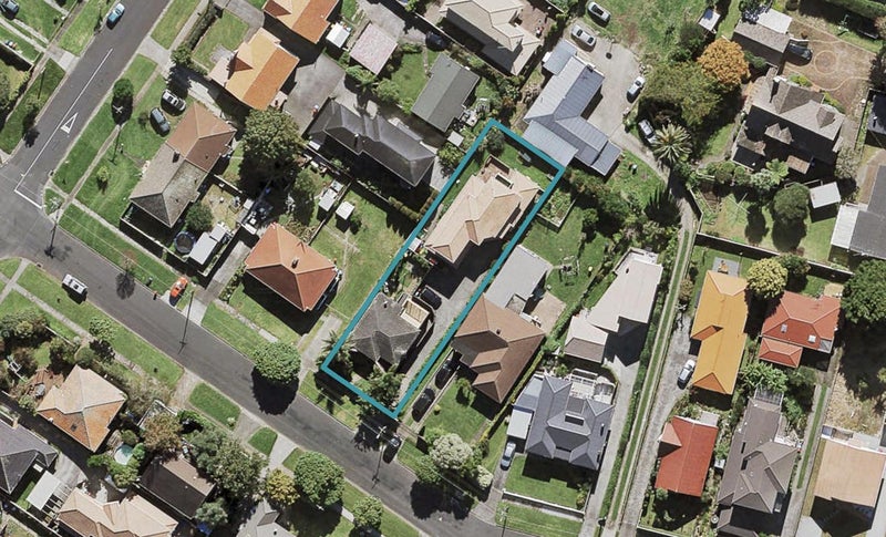 1/13 Coleman Avenue, Mount Roskill, Auckland - Carousel 1