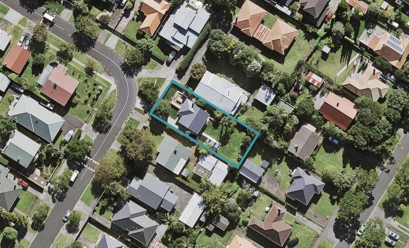 4 Huntingtree Avenue, Sandringham, Auckland - Carousel 1
