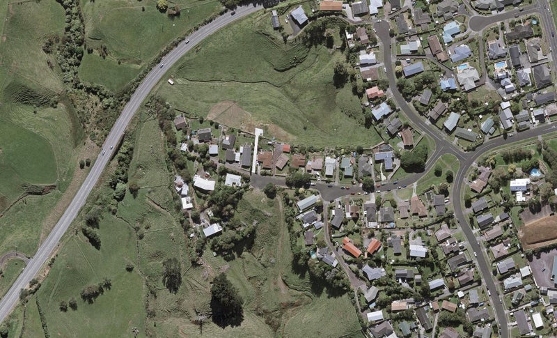 20 St Ives Grove, Whalers Gate, New Plymouth - Carousel 1