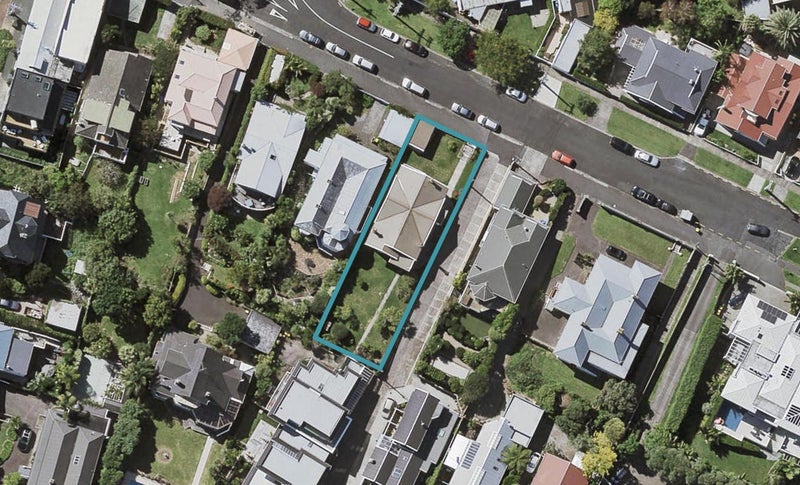 49 Clarence Street, Devonport, Auckland - Carousel 1