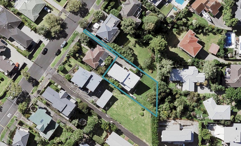 9A Kildare Avenue, Glendowie, Auckland - Carousel 1
