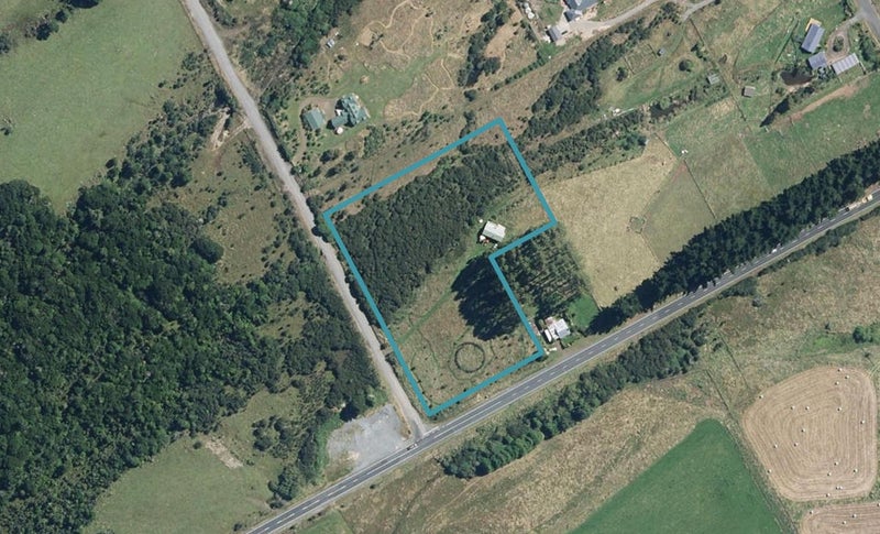 2 Middle Road, Raetihi - Carousel 1