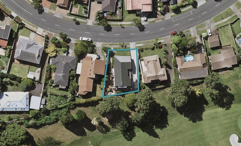 91 Panapa Drive, Saint Johns, Auckland - Carousel 1
