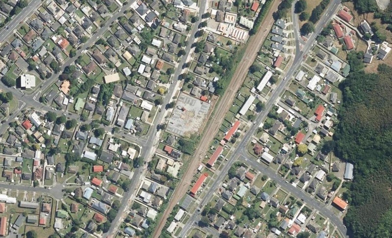 4/320 Oxford Terrace, Avalon, Lower Hutt - Carousel 1
