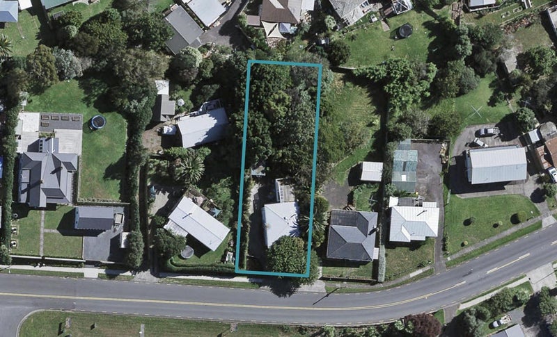 4 Collingwood Road, Waiuku, Waiuku - Carousel 1