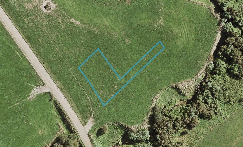 42 Te Rata Boulevard, Karaka, Papakura - Carousel 1