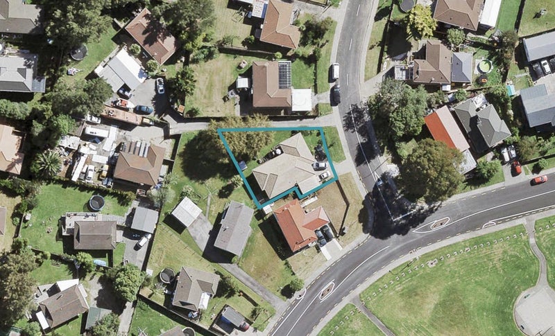 95 Brunner Road, Glen Eden, Auckland - Carousel 1