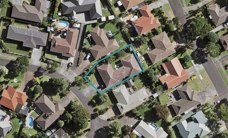 10 Carlinka Place, Conifer Grove, Takanini - Carousel 1