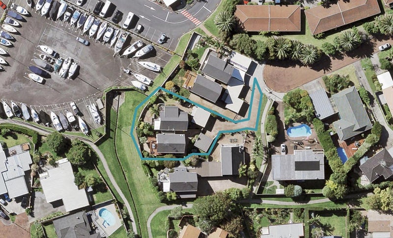 1/5 Pegasus Place, Half Moon Bay, Auckland - Carousel 1