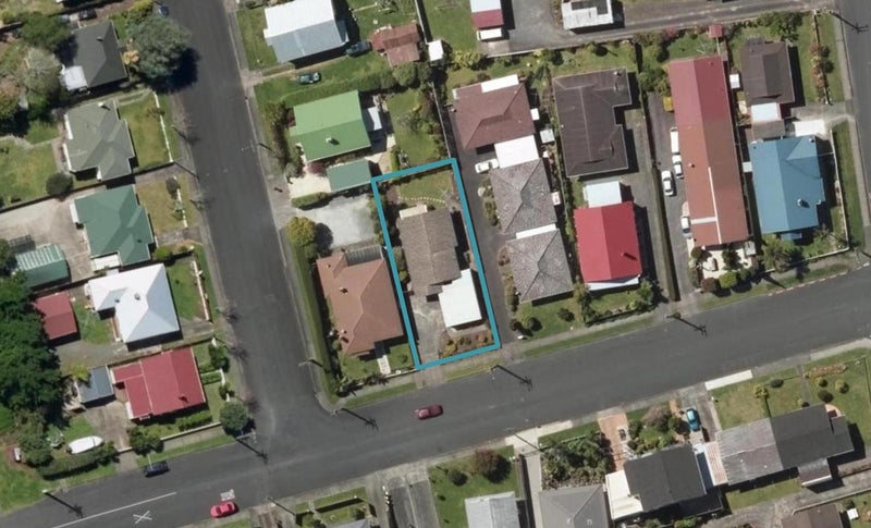 10 Wrack Street, Kensington, Whangarei - Carousel 1
