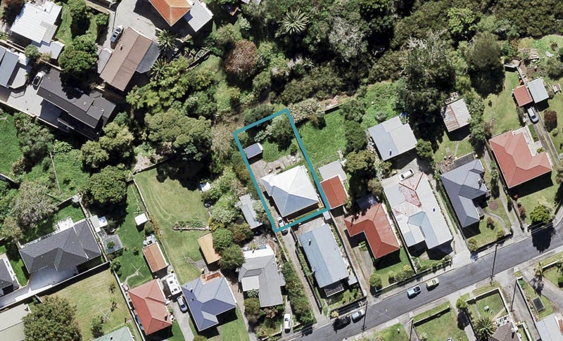 12A Kuaka Place, New Lynn, Auckland - Carousel 1