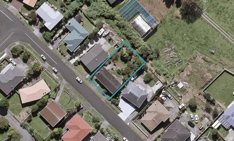 51 Crownhill Street, Spotswood, New Plymouth - Carousel 1