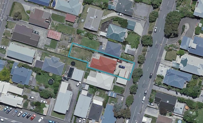 144 Clyde Street, Island Bay, Wellington - Carousel 1