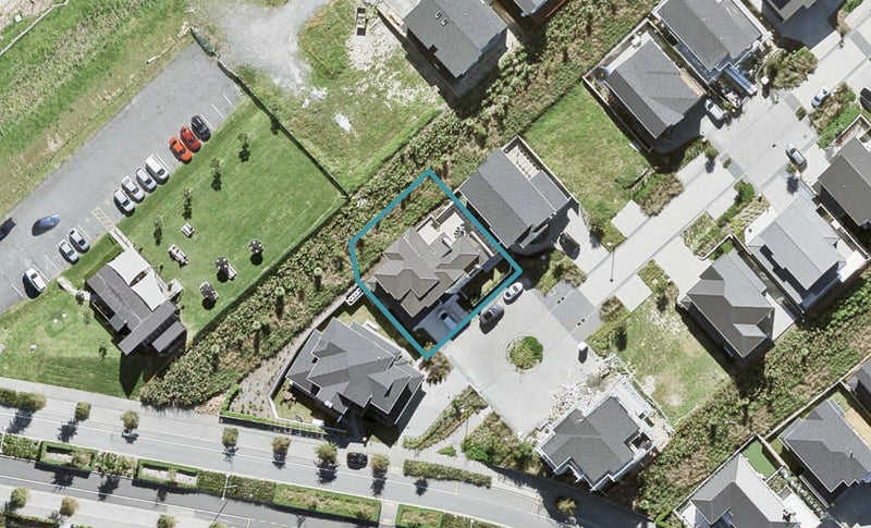 11 Shelby Place, Long Bay, Auckland - Carousel 1