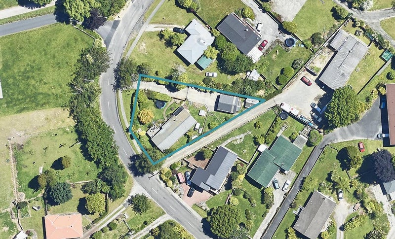 55 Mountain Road, Western Heights, Rotorua - Carousel 1