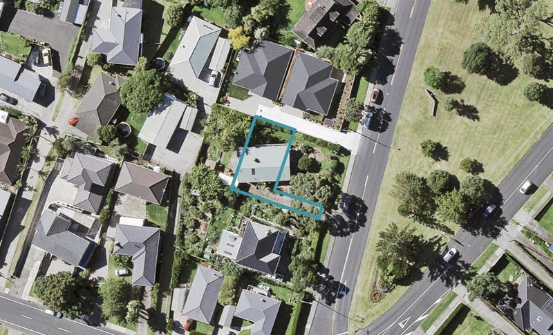147B Cook Street, Howick, Auckland - Carousel 1