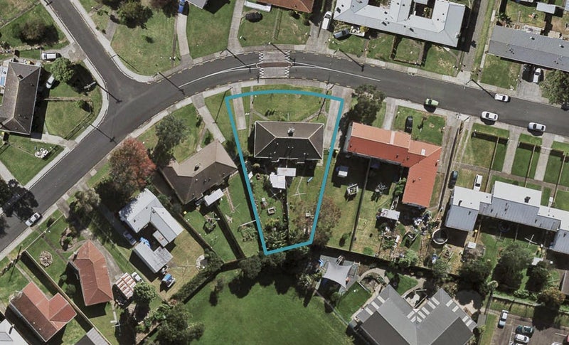 25 Edward Avenue, Ōtara, Auckland - Carousel 1