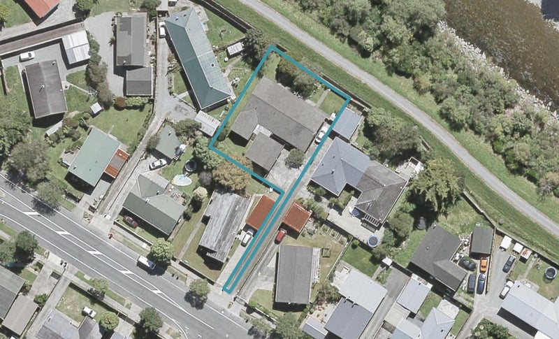5A Gemstone Drive, Birchville, Upper Hutt - Carousel 1