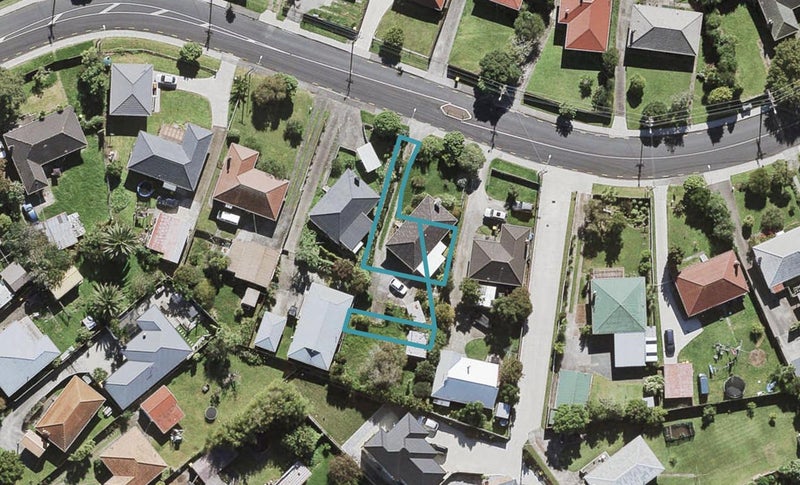 5/28 Vodanovich Road, Te Atatu South, Auckland - Carousel 1