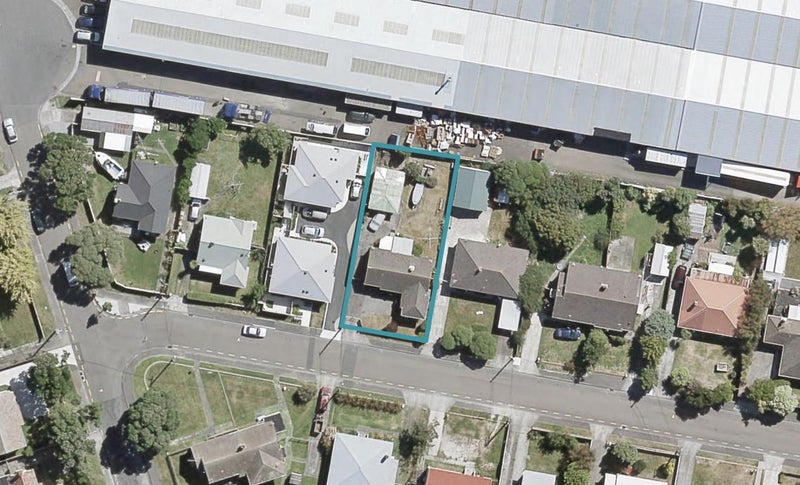 16 Tirangi Road, Moera, Lower Hutt - Carousel 1