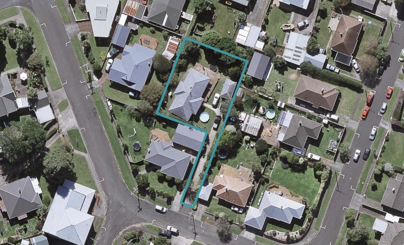 19A Broadmore Street, Vogeltown, New Plymouth - Carousel 1