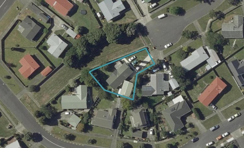 19 Ashton Place, Highbury, Palmerston North - Carousel 1