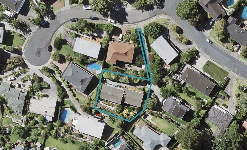1/13 Kiri Place, Mairangi Bay, Auckland - Carousel 1