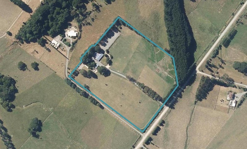355 Underhill Road, Featherston - Carousel 1