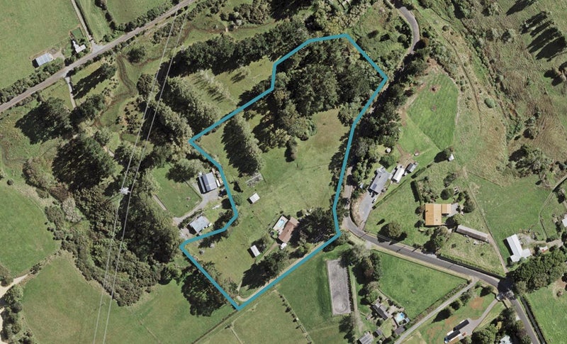210 Razorback Road, Pokeno - Carousel 1