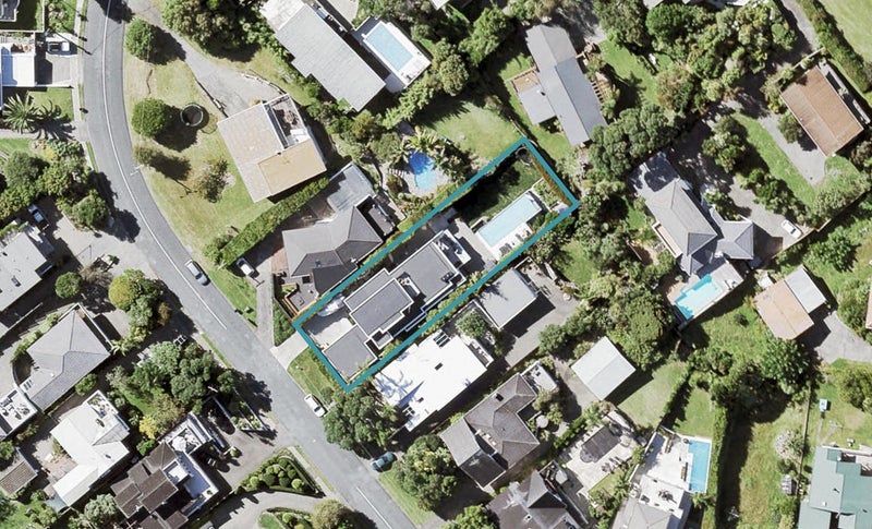 81 Churchill Road, Murrays Bay, Auckland - Carousel 1