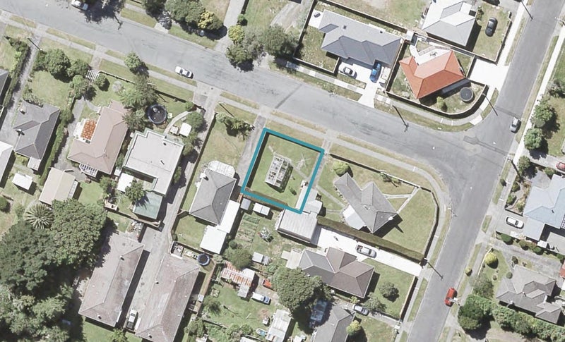1B Faulke Avenue, Wainuiomata, Lower Hutt - Carousel 1